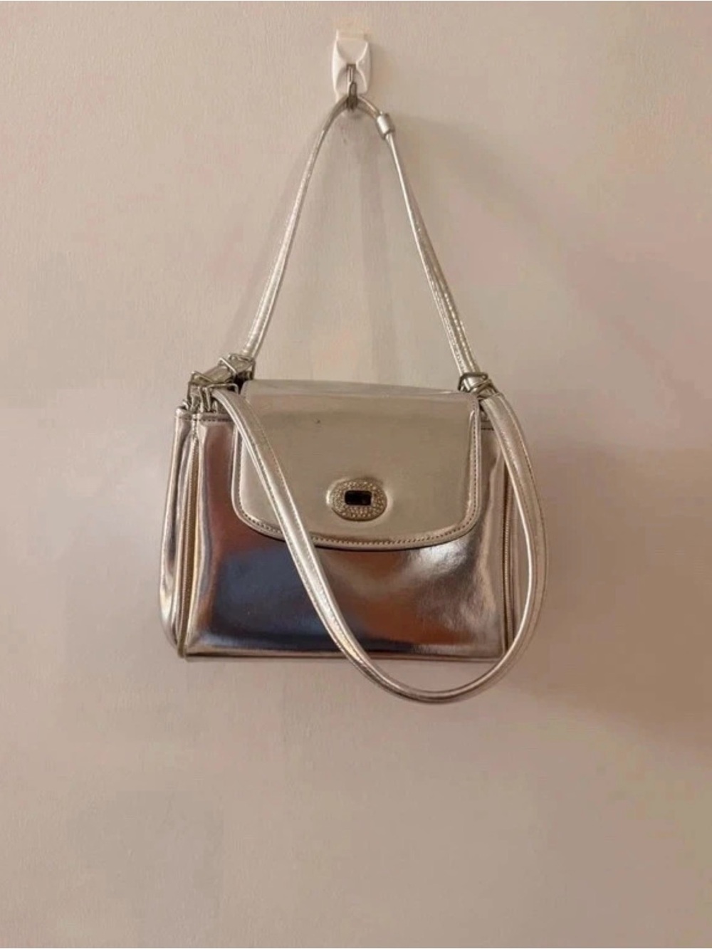 Meyers Made in USA Metallic Silver Shoulder Bag with Turn-Lock Flap